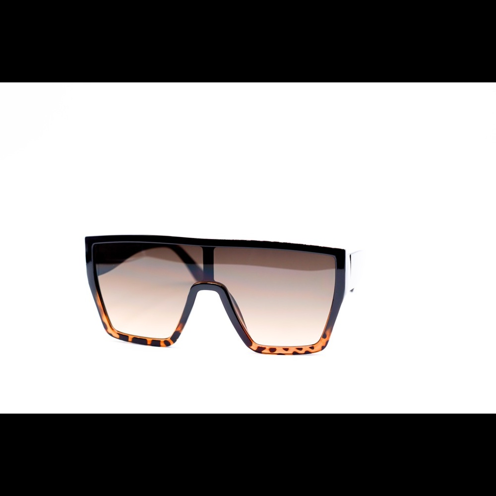 High fashion women’s shades